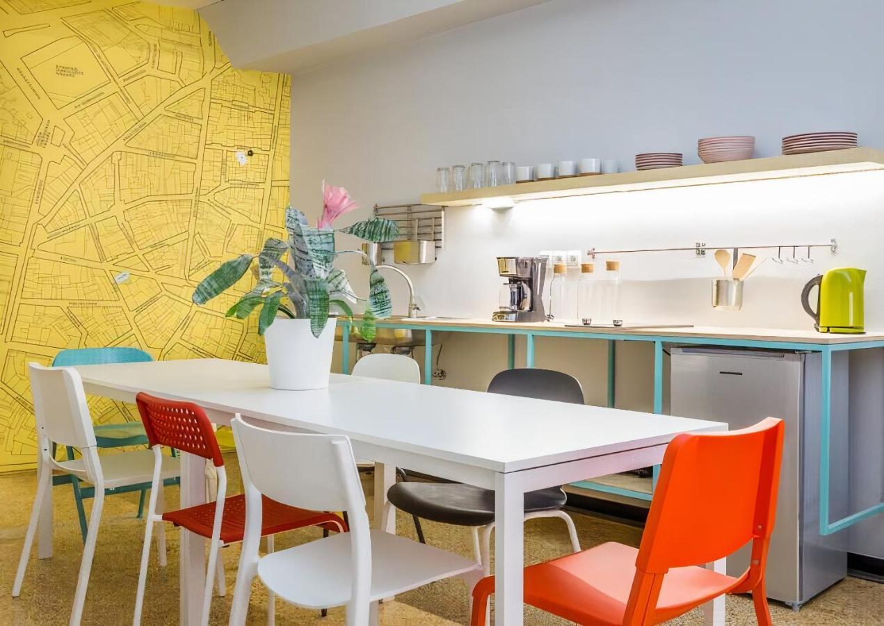 Delfini Home Plaka/Acropolis Атина Екстериор снимка